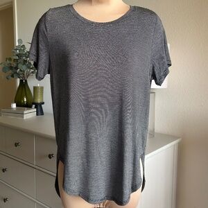 HALOGEN Hi-Lo Curved Hem Crew Neck Striped Tee